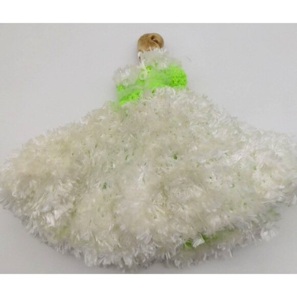 2009 Mattel Barbie Doll wearing Elegant Green White Handmade Dress 12" - Picture 4 of 5